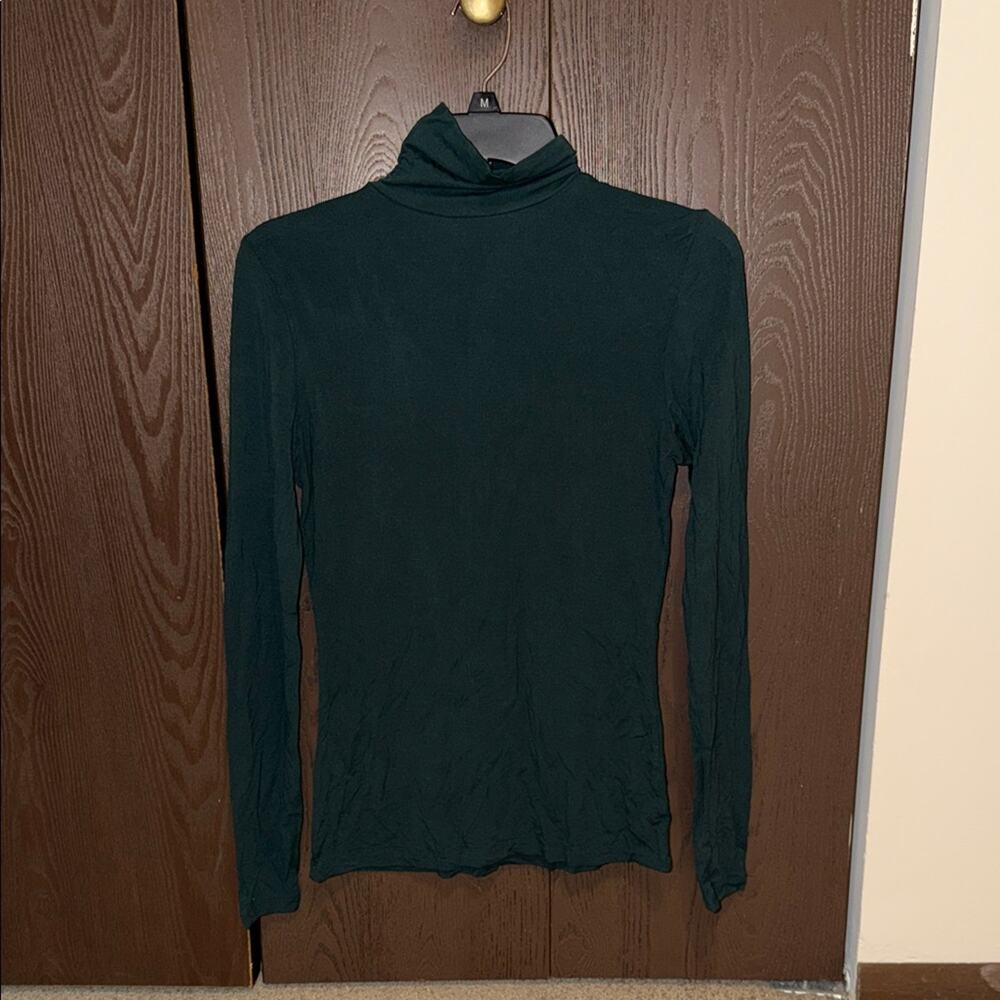 Cuddl Duds Forest Green Long Sleeve Tee - size small